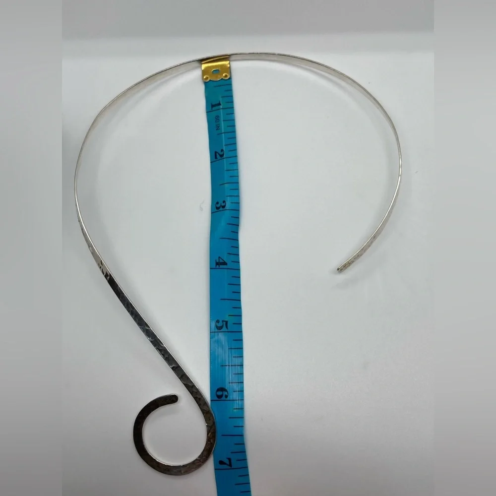 Vtg 925 Sterling Silver Hammered Choker Torc Torque Collar Necklace | 10” + 2.5” - Picture 9 of 14